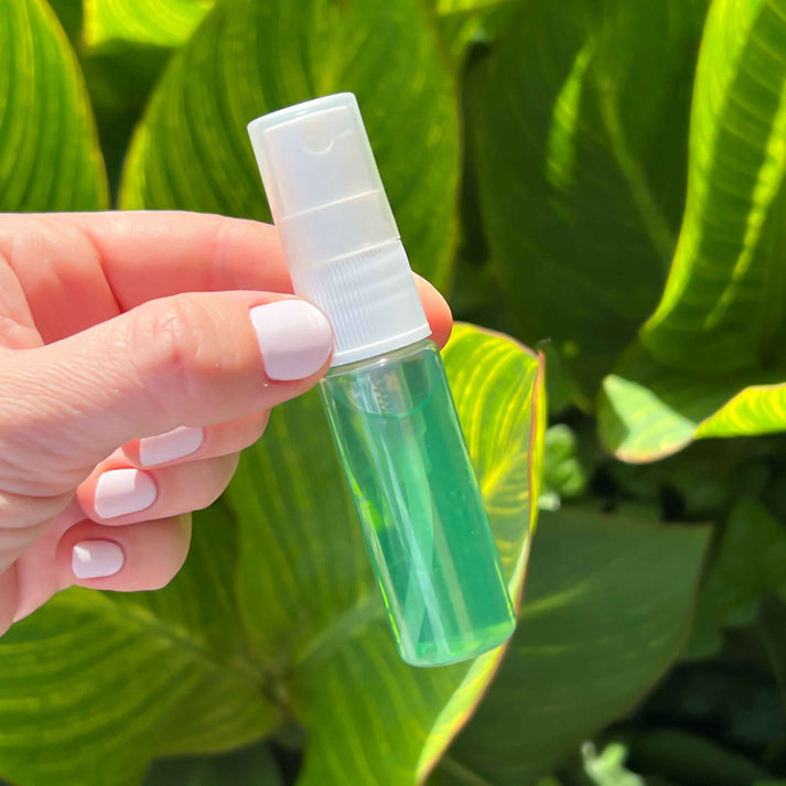 A fast-absorbing serum with copper peptides and stem cells to boost density and promote scalp health.